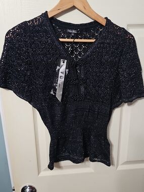 VO Jeans Black & Silver Metallic Knit Short Sleeve Slit V-Neck Top Women's S BB1